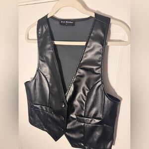Black Women's Vest